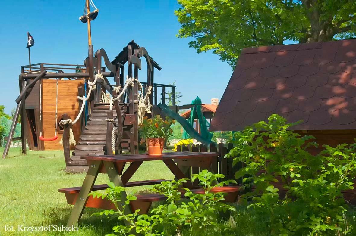 Kwatery Prywatne Dzika Roza Ujście-Darłowskie Exterior foto